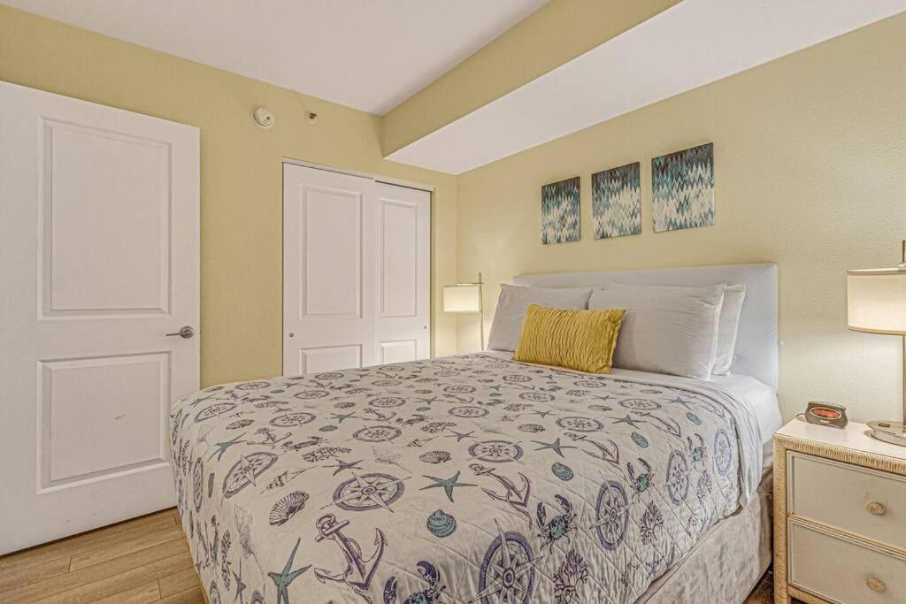 Breathtaking Oceanfront Suite Grand Cayman 451 Myrtle Beach Buitenkant foto