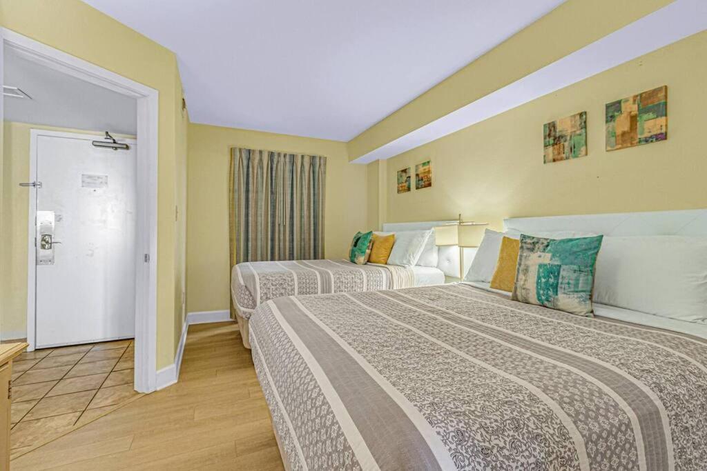 Breathtaking Oceanfront Suite Grand Cayman 451 Myrtle Beach Buitenkant foto